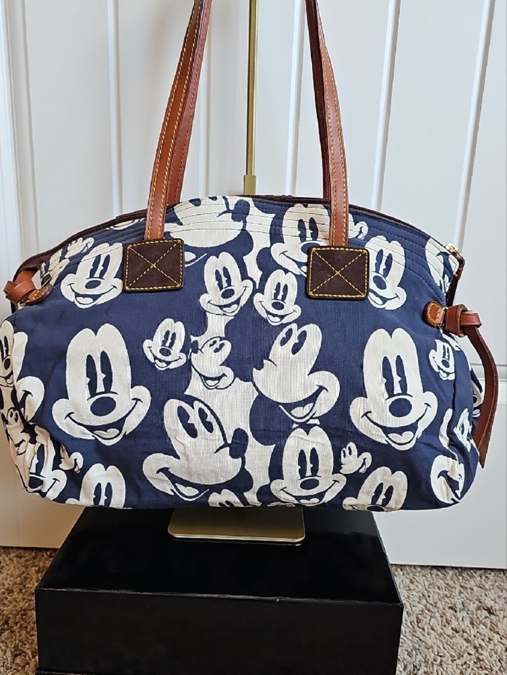 NWT Rare 2010 Disney Parks x Dooney & Bourke "Classic Mickey Faces" Satchel Bag - Picture 9 of 11